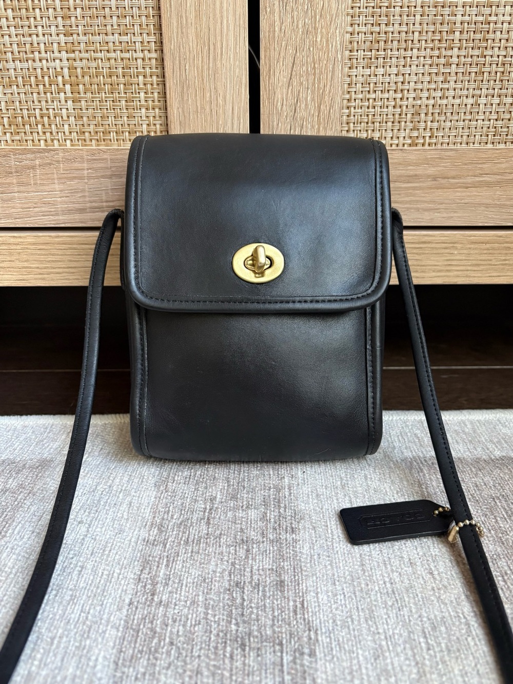 COACH Vintage Scooter Black Leather Crossbody Shoulder Bag Handbag Purse 9893